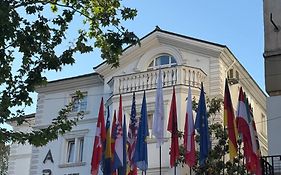 Art Hotel Tirana